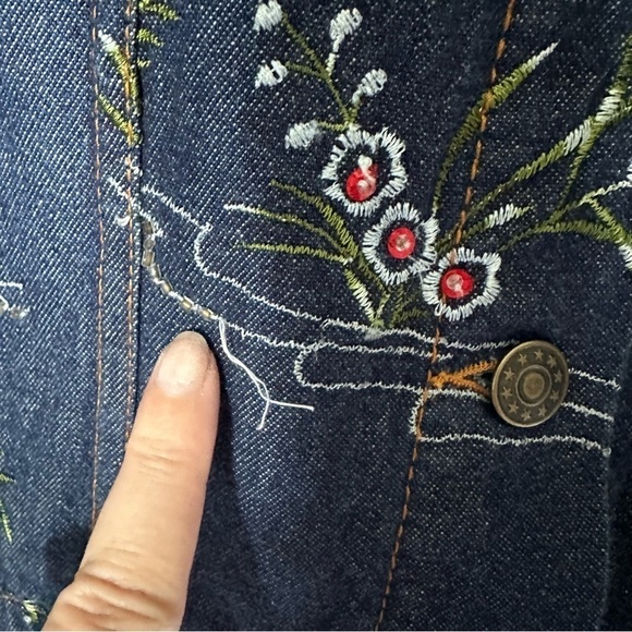 Quacker Factory Jacket Embroidered Floral Blue Denim Jean Trucker Women's Size L - Picture 8 of 13